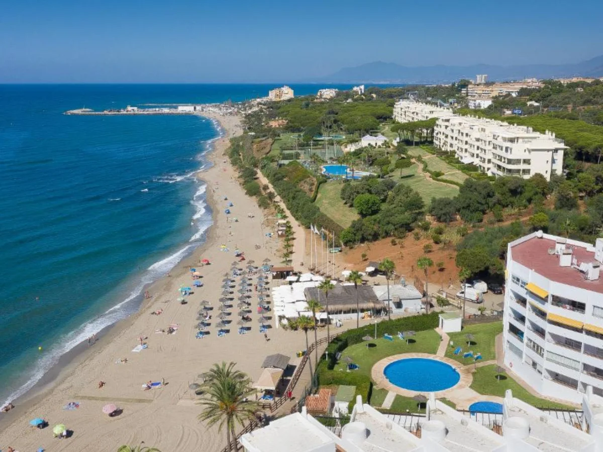 Luna Beach